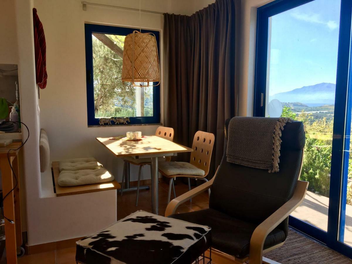 Landros Villa กามิลารี ภายนอก รูปภาพ